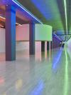 Dan Flavin, Untitled (For Ksenija), 1994, Städtische Galerie im Lenbachhaus und Kunstbau München / Lenbachhaus Munich, Schenkung von Heiner und Philippa Friedrich im Andenken an ihre Eltern Erika und Harald Friedrich und Dominique und John de Menil / Donated by Heiner and Philippa Friedrich in memory of their parents Erika and Harald Friedrich and Dominique and John de Menil © Estate of Dan Flavin / VG Bild-Kunst, Bonn 2025. Foto / Photo: Simone Gänsheimer, Lenbachhaus